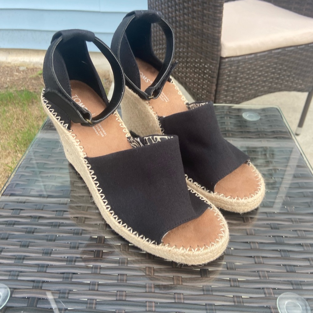 TOMS Wedge Sandals